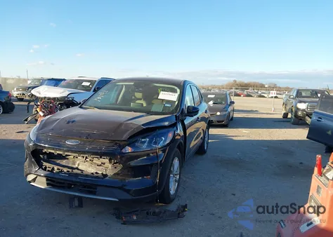 2021 Ford Escape Se Hybrid from USA, damaged, VIN 1FMCU0BZ5MUA38394